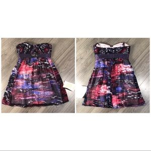 BCBG MAX AZRIA STRAPLESS SHORT DRESS SIZE 02